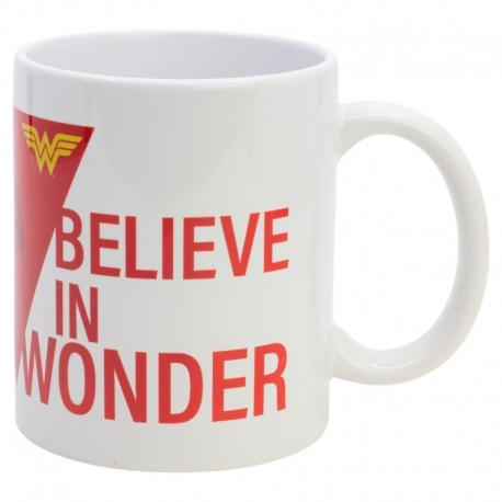 TAZA CERAMICA SB 325 ML EN CAJA WONDER WOMAN